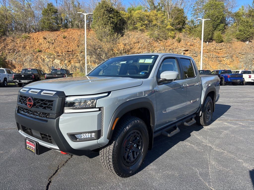 2026 NISSAN Frontier
