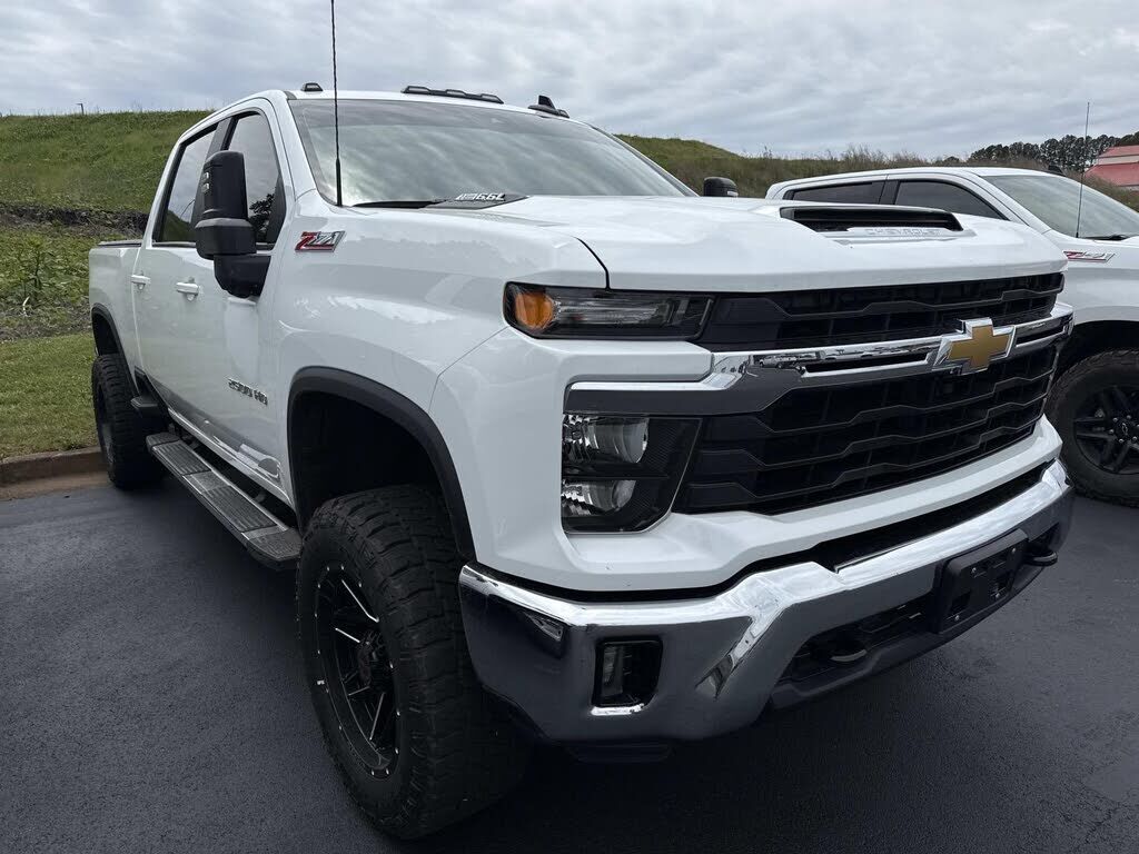 2024 CHEVROLET Silverado HD