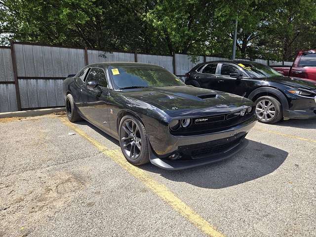 2021 DODGE Challenger
