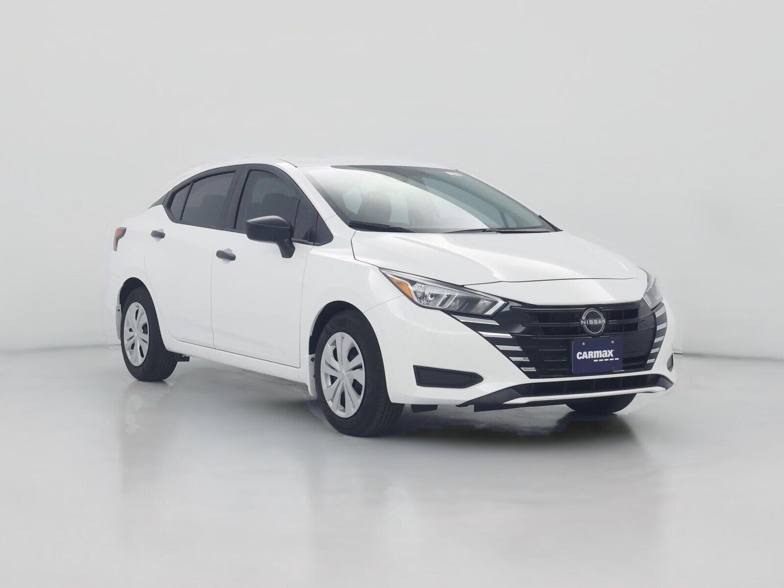 2024 NISSAN Versa