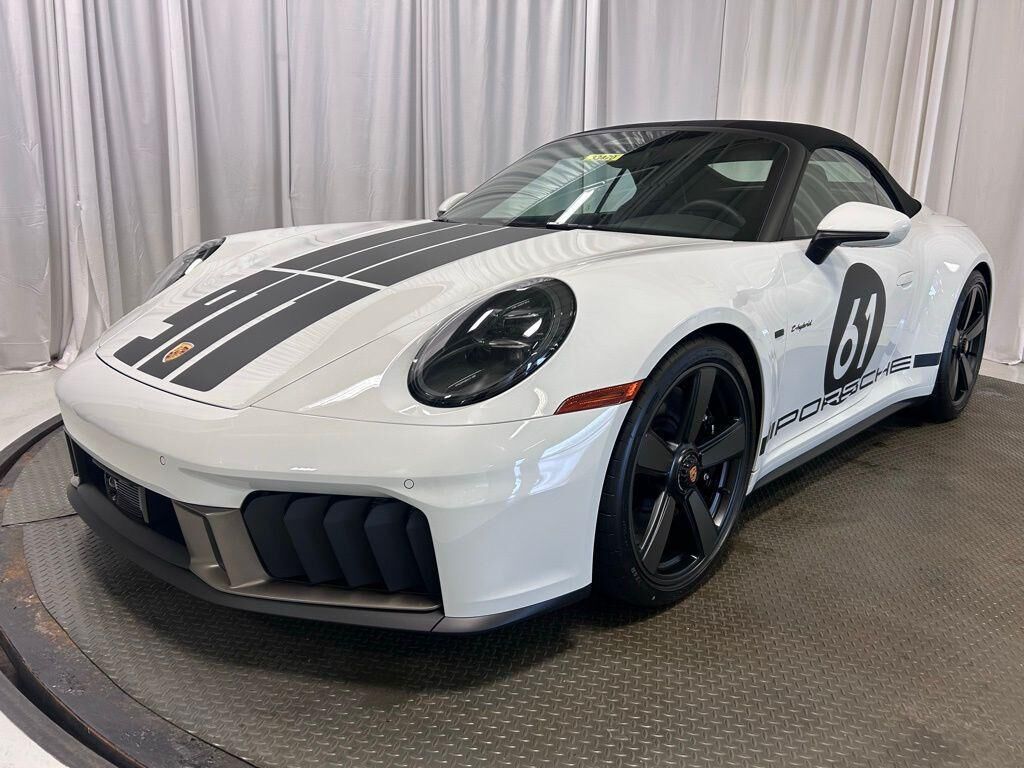 2026 PORSCHE 911