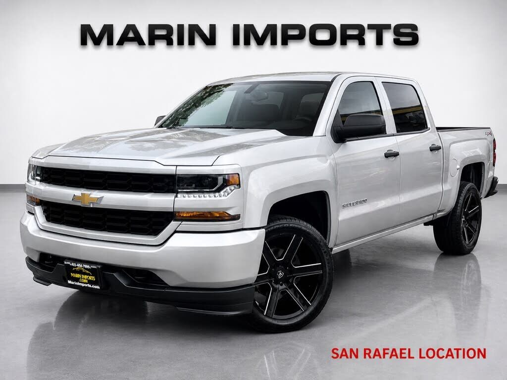 2018 CHEVROLET Silverado