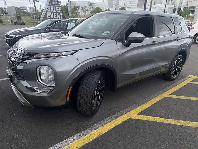2024 MITSUBISHI Outlander