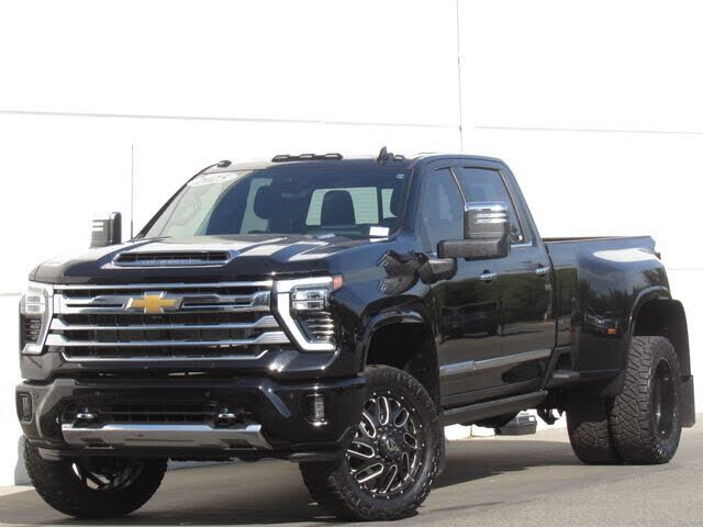 2025 CHEVROLET Silverado HD