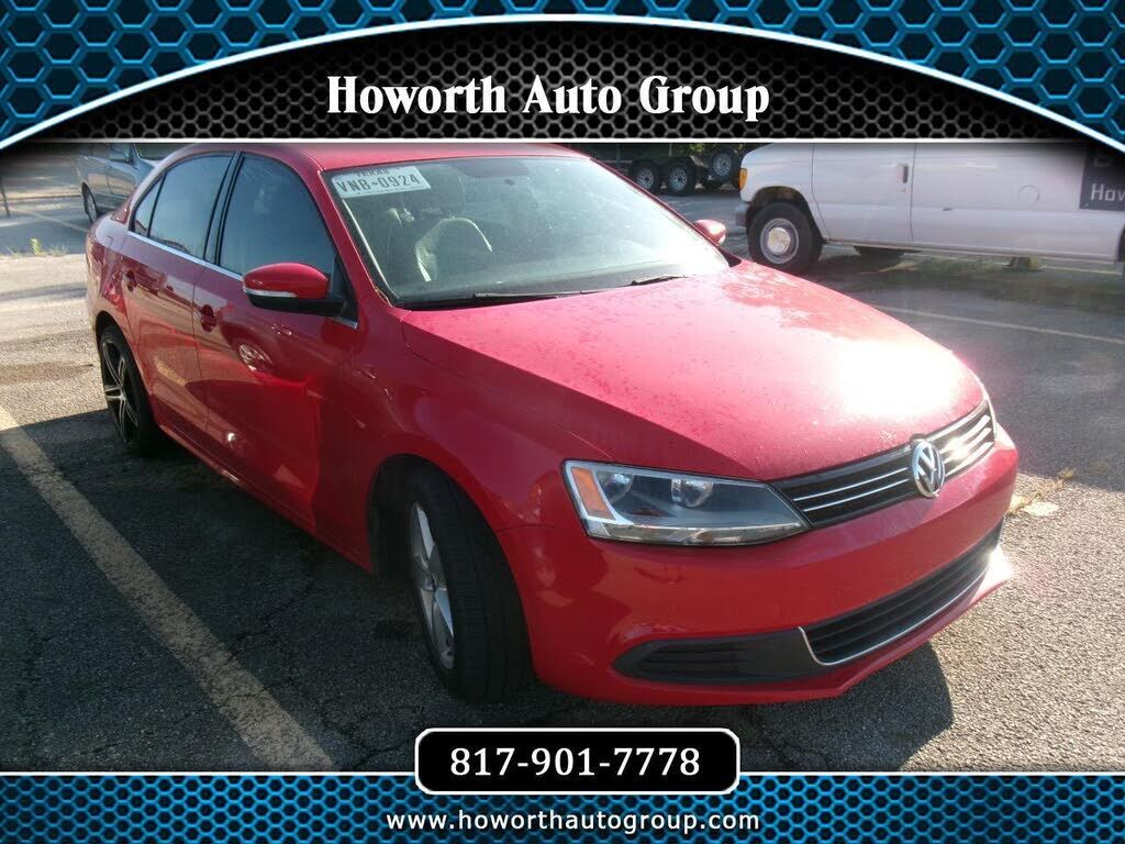 2013 VOLKSWAGEN Jetta