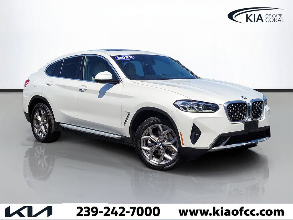 2022 BMW X4