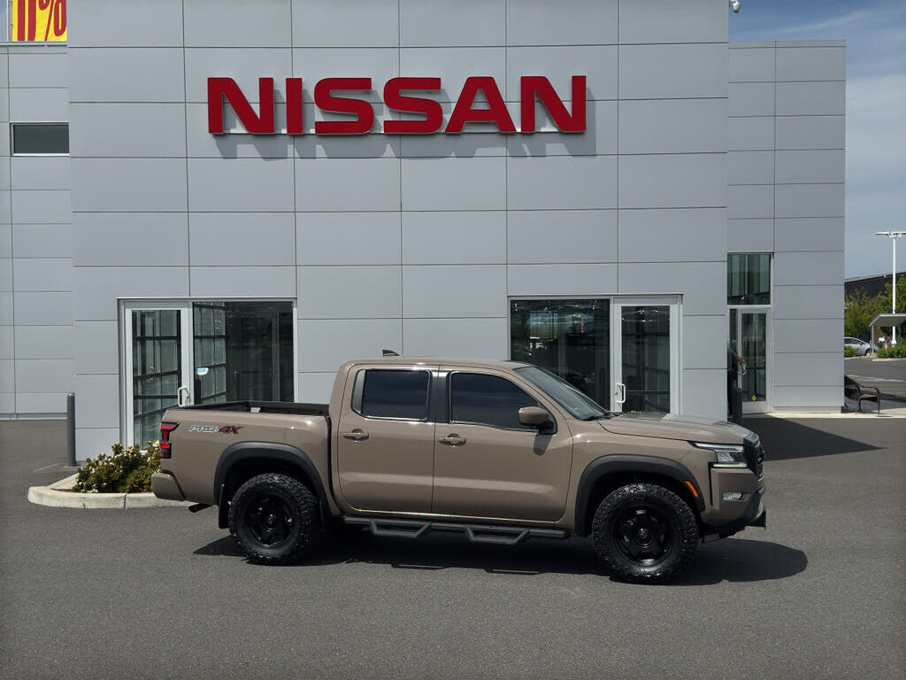 2024 NISSAN Frontier
