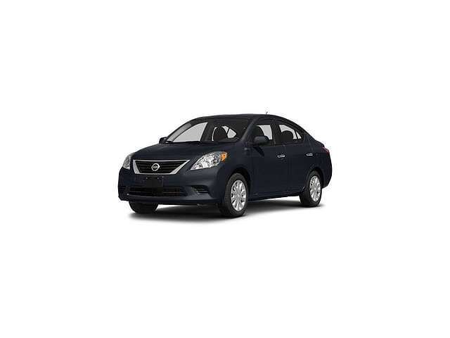 2015 NISSAN Versa