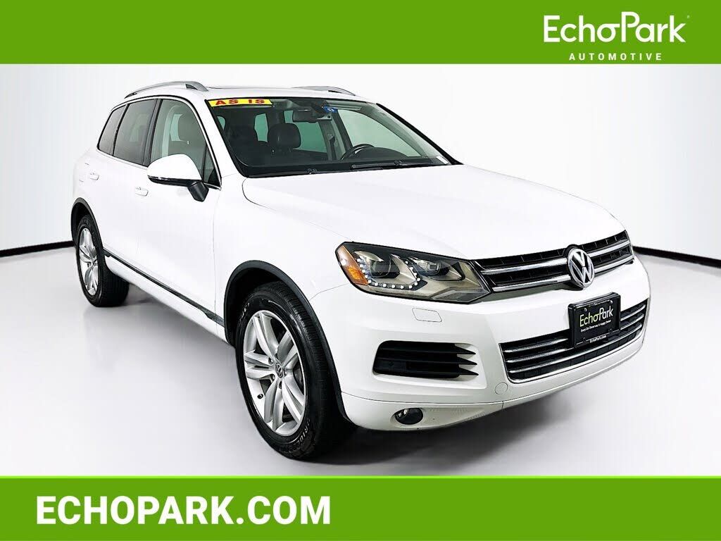 2012 VOLKSWAGEN Touareg