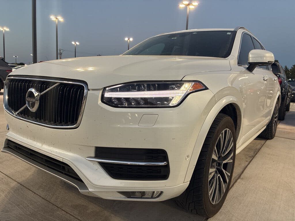 2019 VOLVO XC90