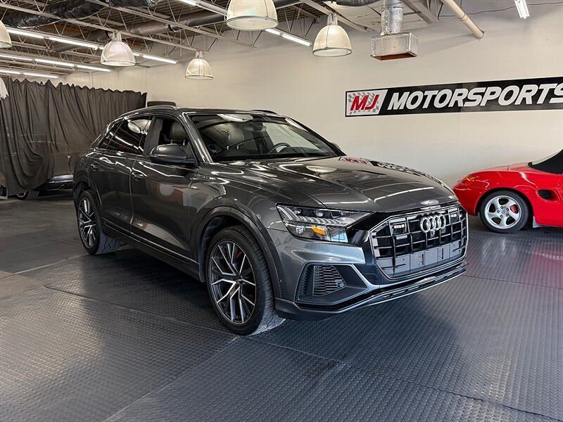 2019 AUDI Q8
