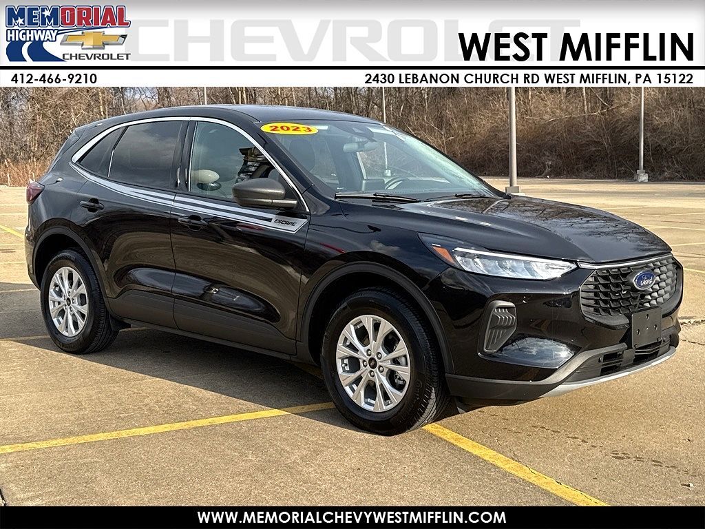 2023 FORD Escape