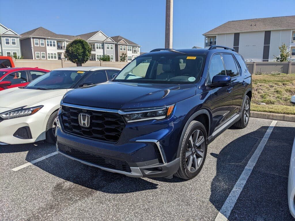 2023 HONDA Pilot