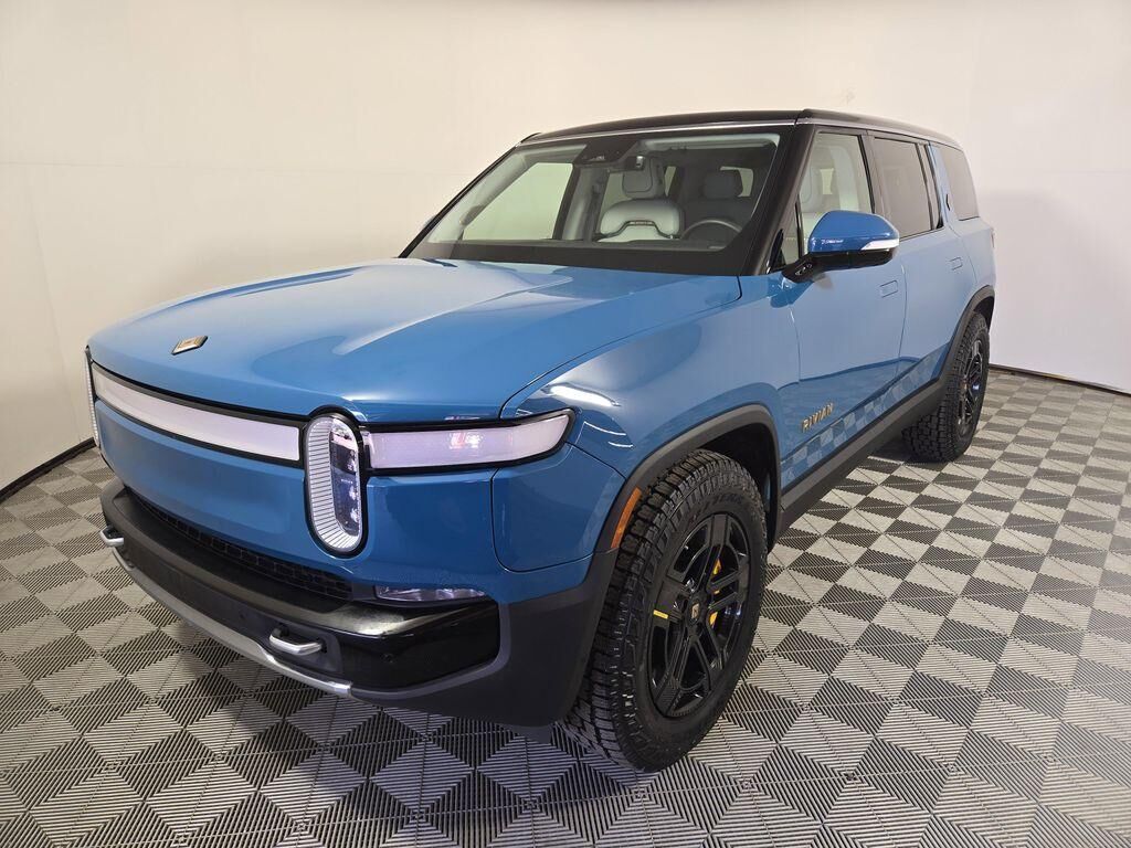 2023 RIVIAN R1S