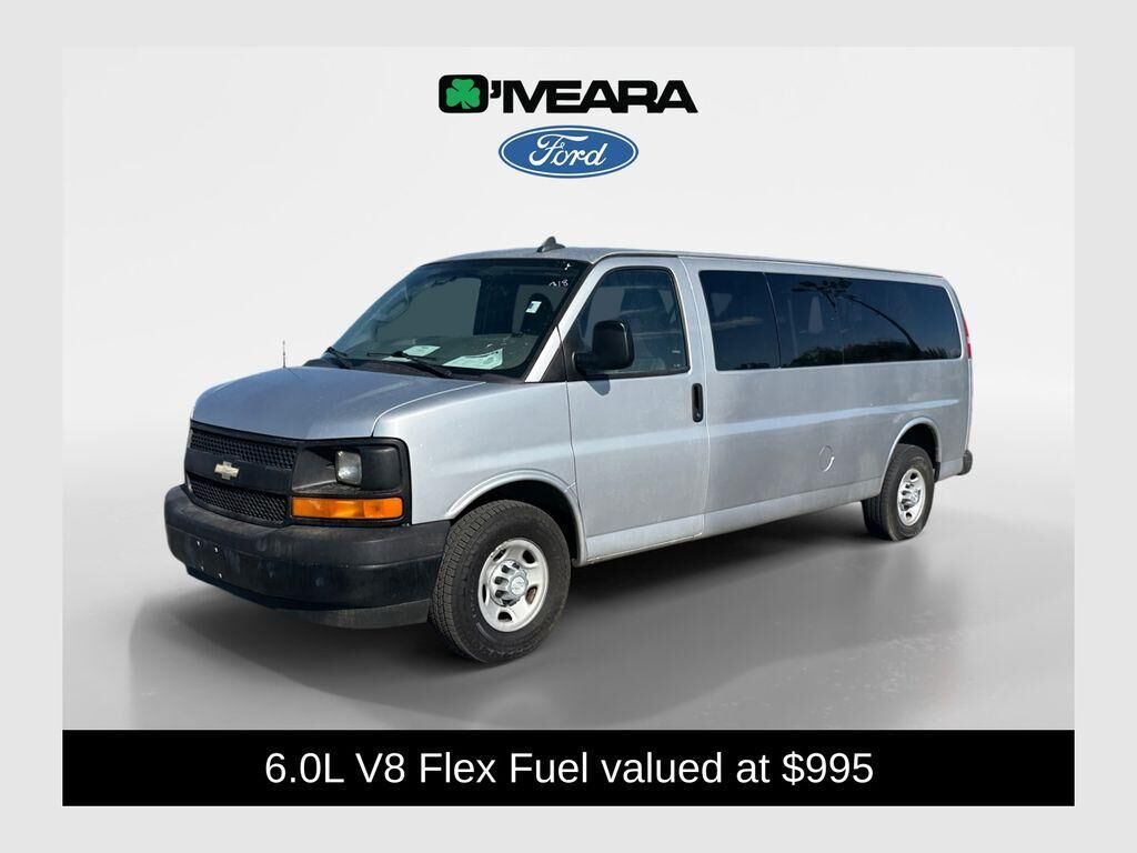 2017 CHEVROLET Express