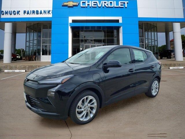 2027 CHEVROLET Bolt