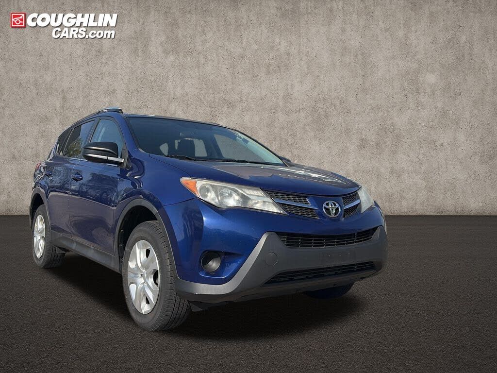 2015 TOYOTA RAV4