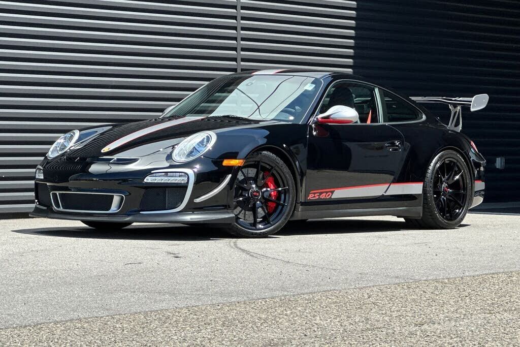2011 PORSCHE 911