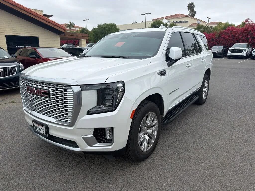 2024 GMC Yukon