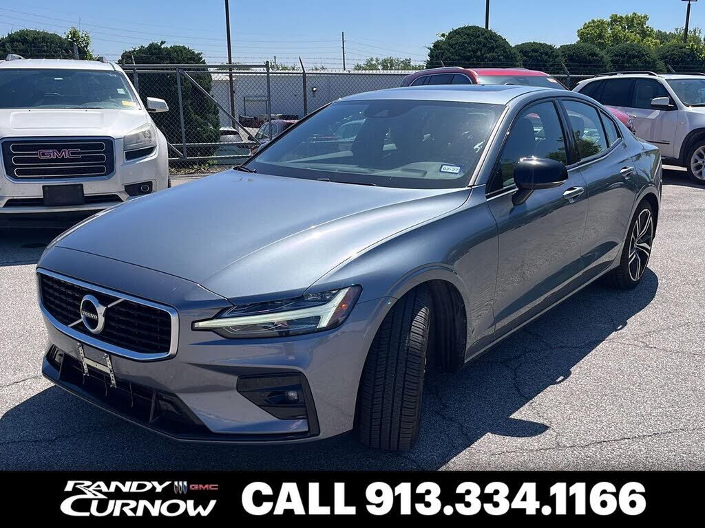 2019 VOLVO S60