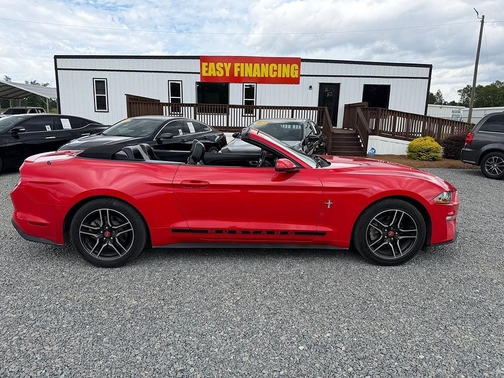 2019 FORD Mustang