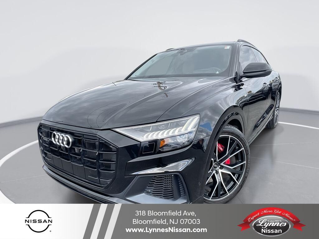 2023 AUDI Q8