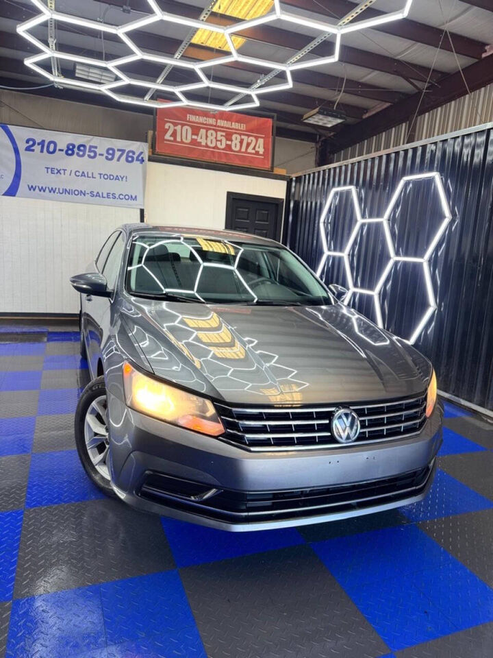 2016 VOLKSWAGEN Passat