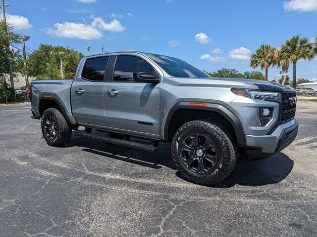 2024 GMC Canyon