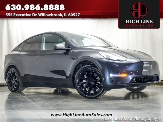 2024 TESLA Model Y