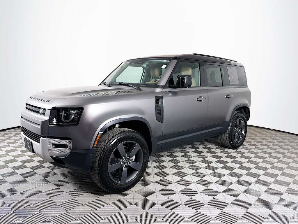 2025 LAND ROVER Defender