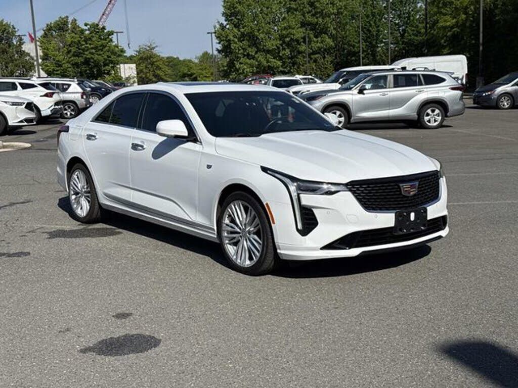 2025 CADILLAC CT4