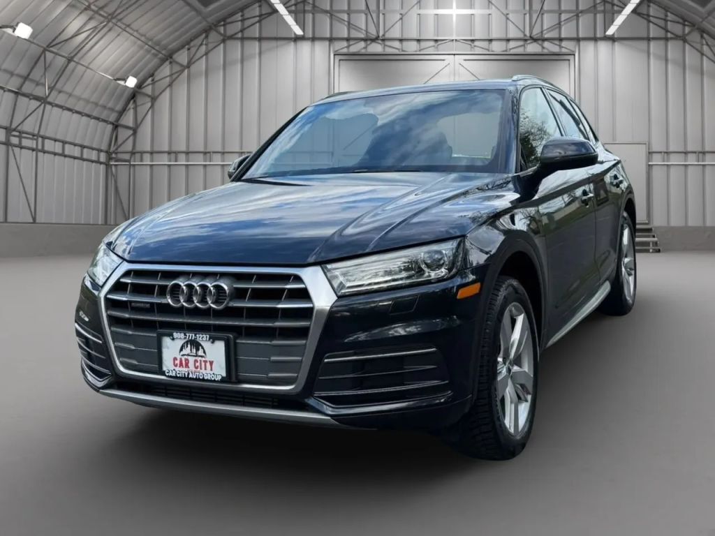 2018 AUDI Q5