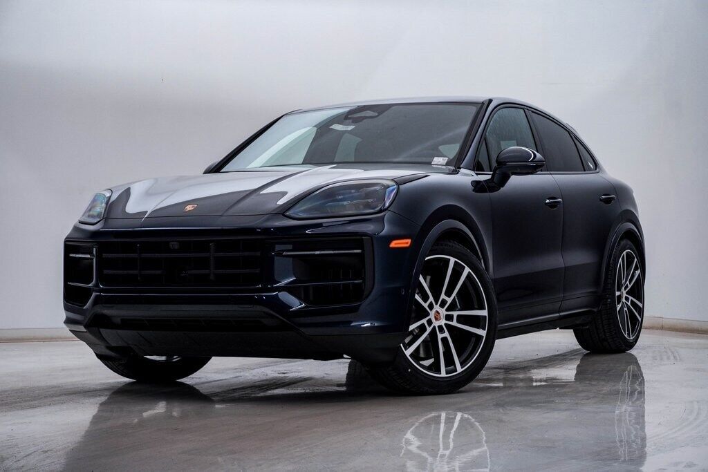 2026 PORSCHE Cayenne