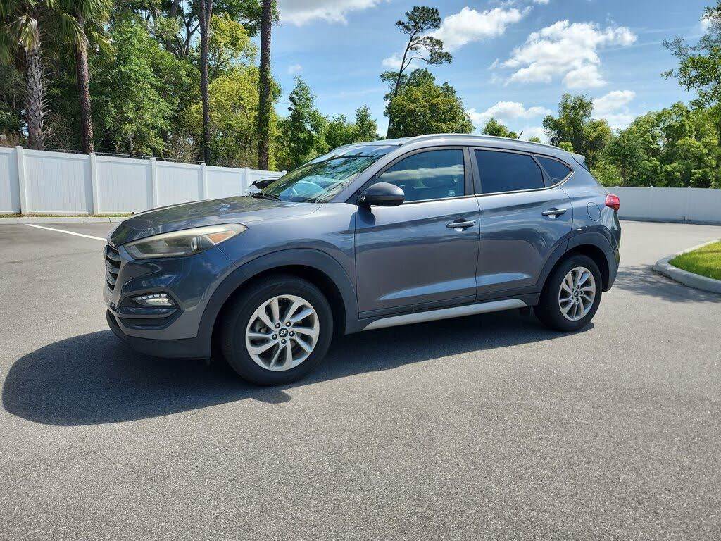 2017 HYUNDAI Tucson