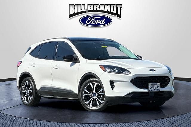 2021 FORD Escape