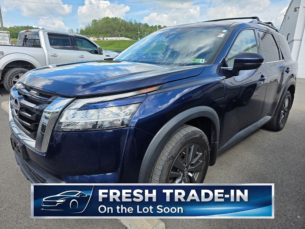2022 NISSAN Pathfinder