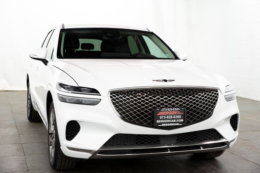 2025 GENESIS GV70