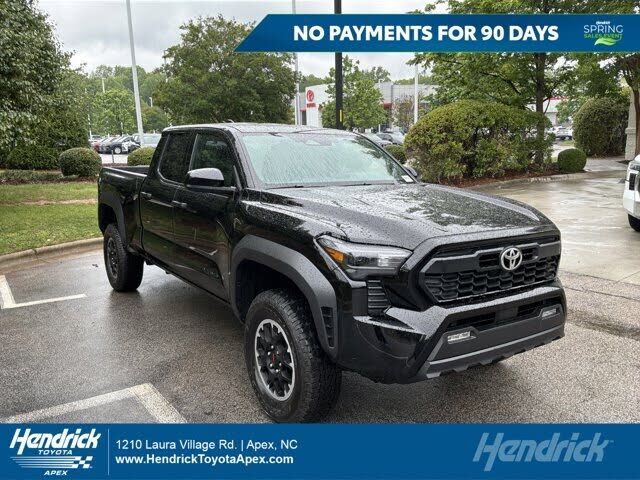 2025 TOYOTA Tacoma