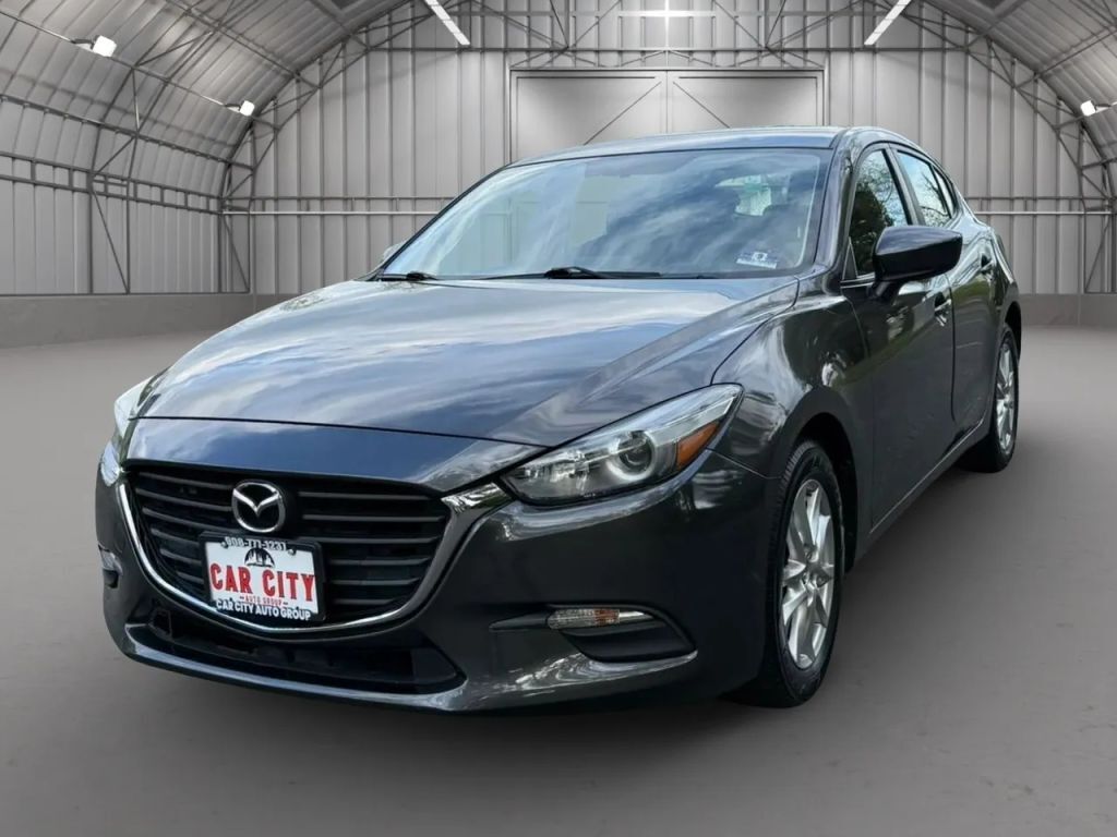 2017 MAZDA Mazda3