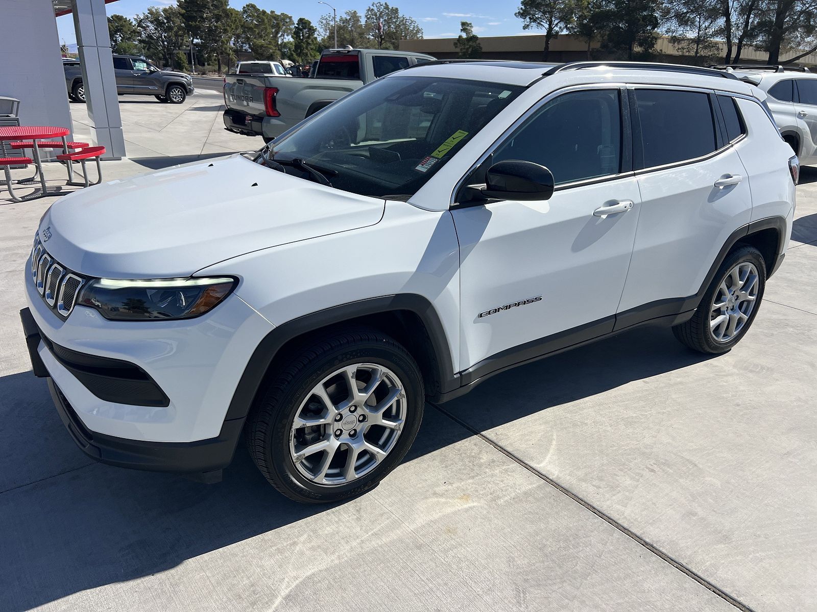 2022 JEEP Compass
