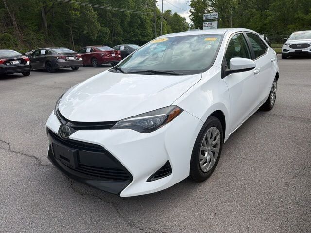 2018 TOYOTA Corolla