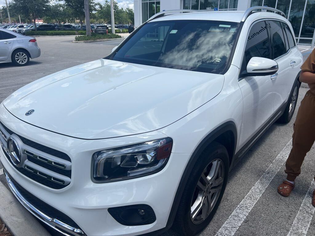 2020 MERCEDES-BENZ GLB-Class