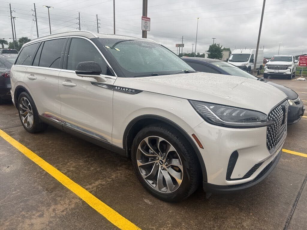 2025 LINCOLN Aviator