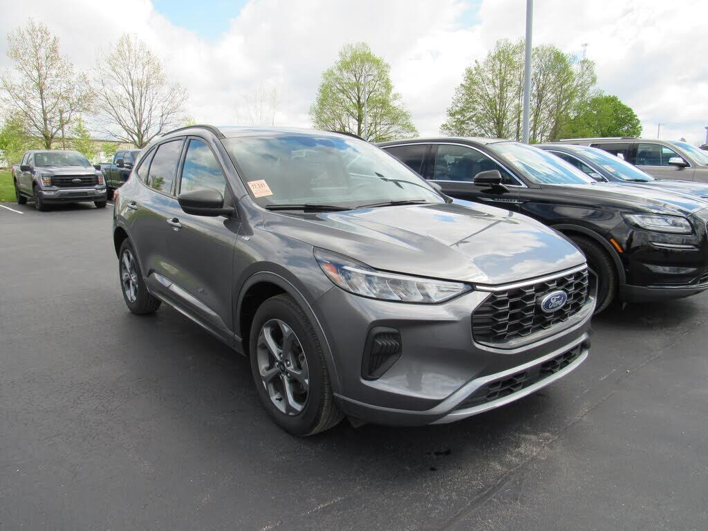 2023 FORD Escape