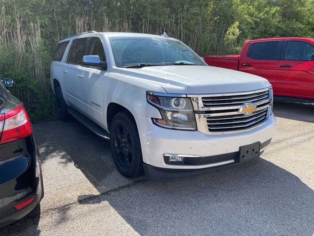 2016 CHEVROLET Suburban