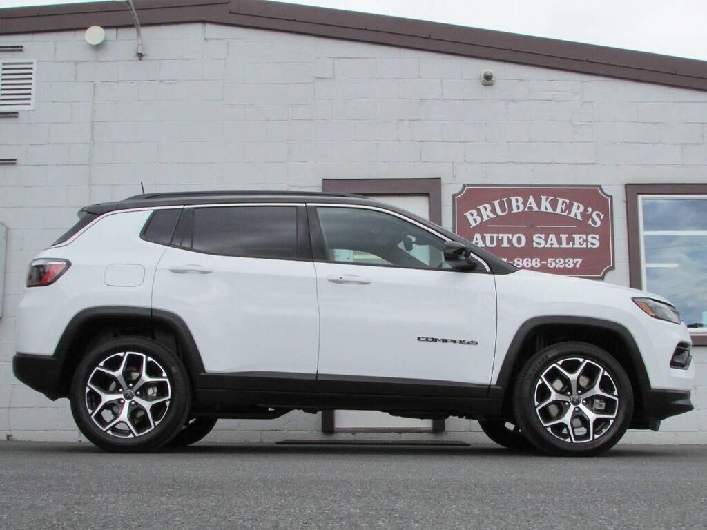 2025 JEEP Compass