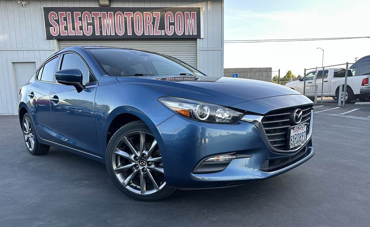 2018 MAZDA Mazda3