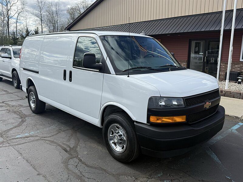 2021 CHEVROLET Express