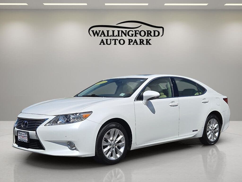 2013 LEXUS ES