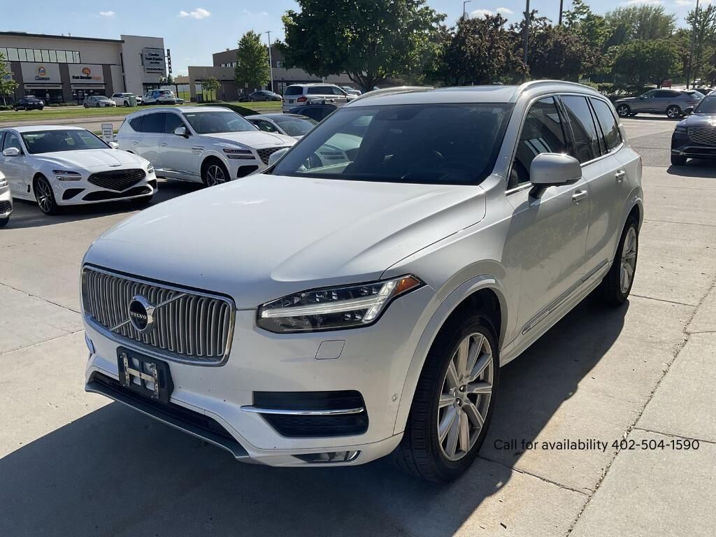 2019 VOLVO XC90